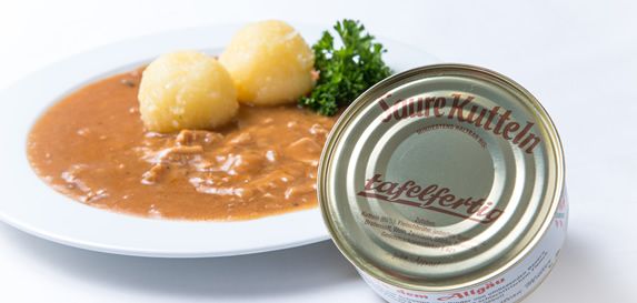Wurst in Dosen und Gläsern
